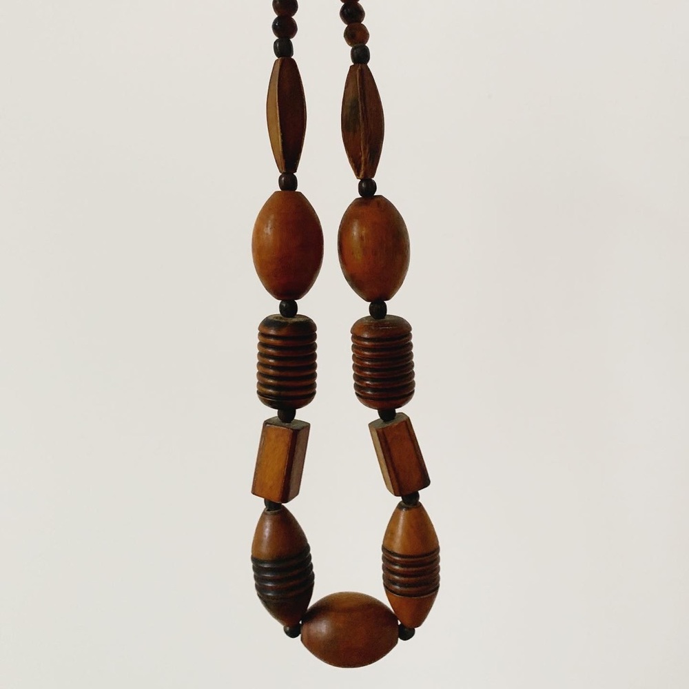 vintage carved wood bead necklace